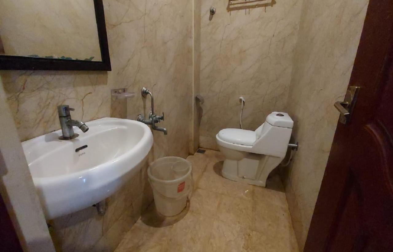 Royal Grand Bed & Breakfast Tambaram Екстериор снимка