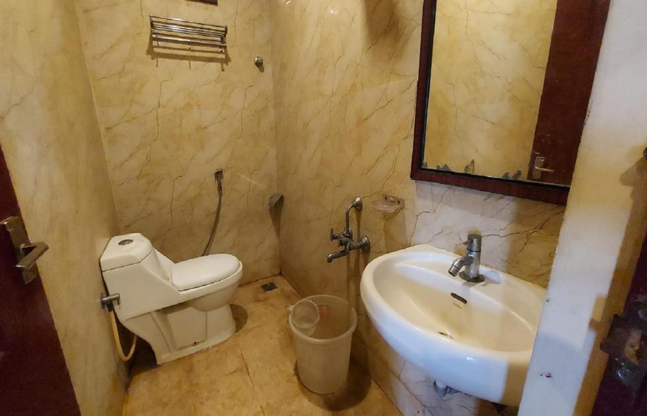 Royal Grand Bed & Breakfast Tambaram Екстериор снимка